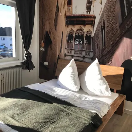 Stadtzimmer Am Bahnhof Hotel